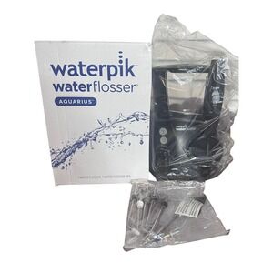 NEW Waterpik Aquarius Water Flosser Professional Black WP-662 with 7 Tips Sealed